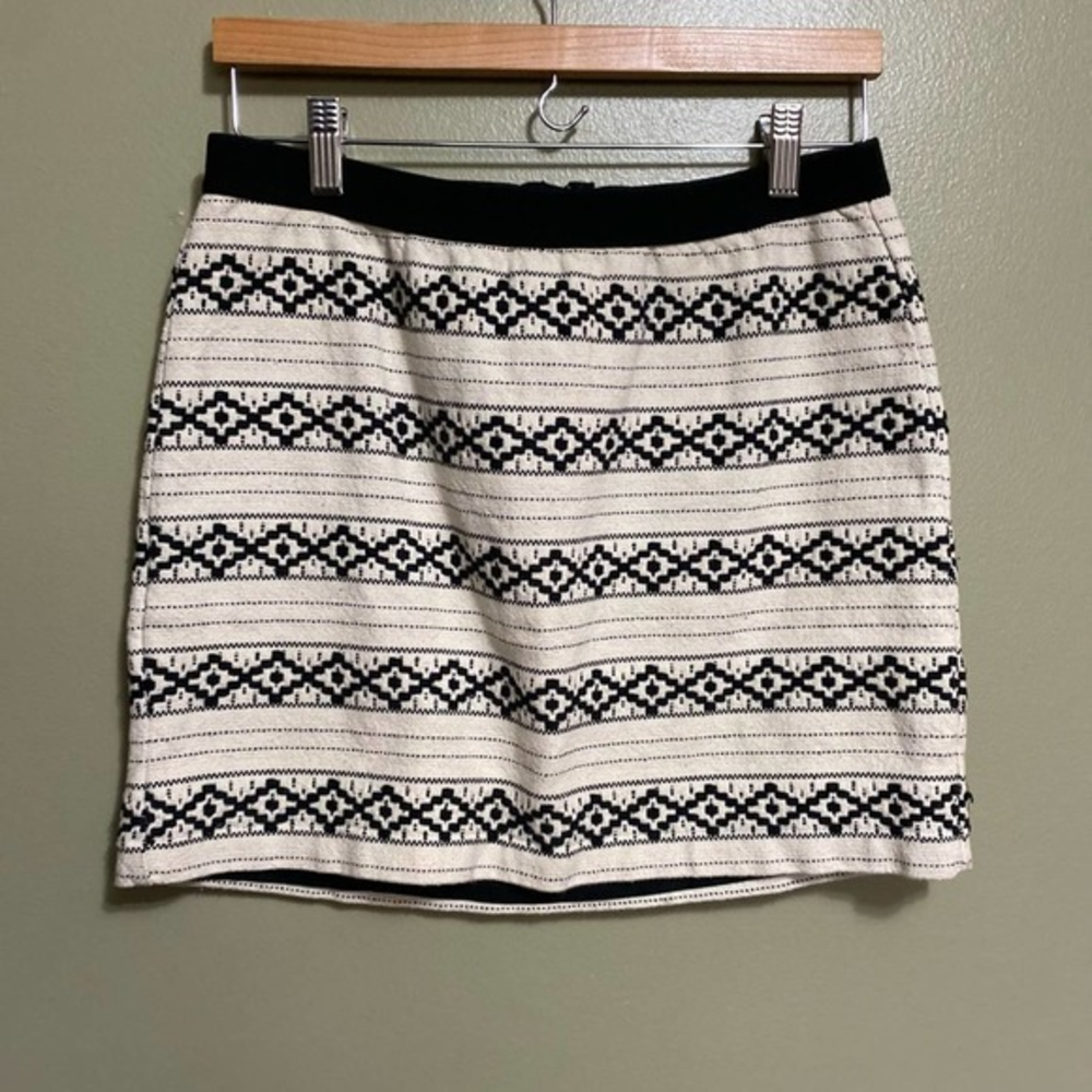 NWT Gap Mini Skirt, Size 6‎